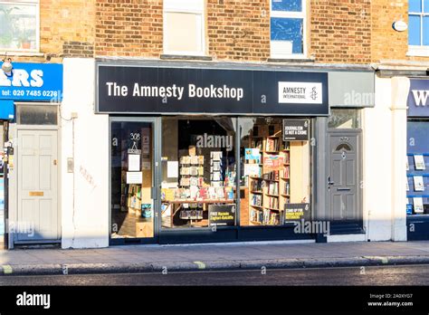 amnesty bookshop kentish town.